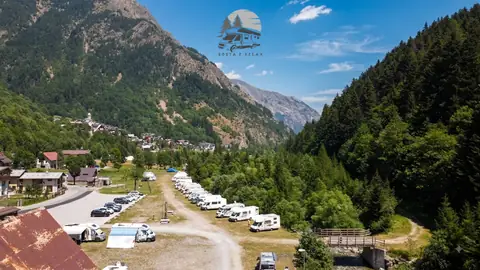 Torrente tra i boschi di Bagni di Vinadio
