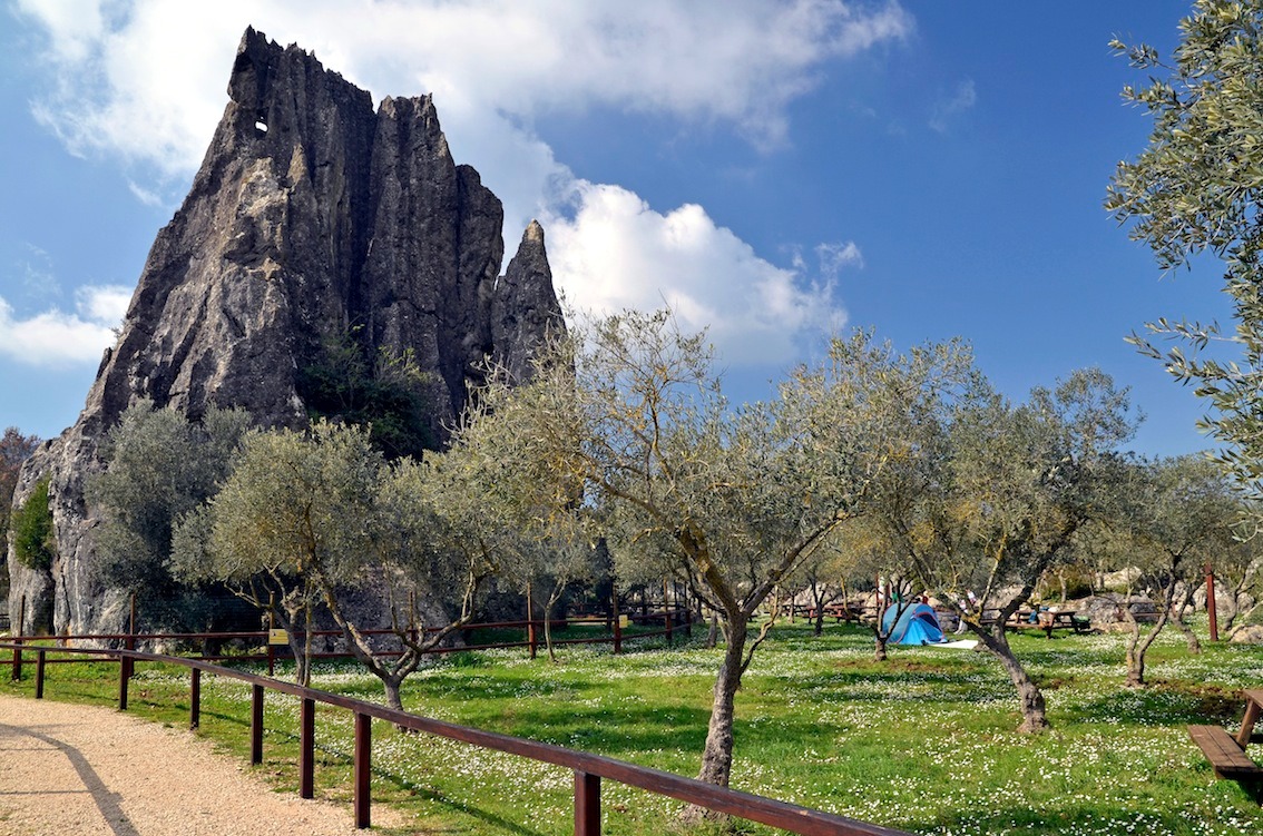Formazioni carsiche del Monumento Naturale di Campo Soriano, Priverno (LT)